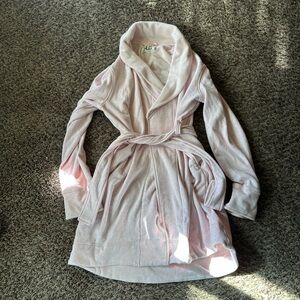 UGG Blanche robe, light pink color